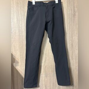 Western Rise Men’s Pants Size 32. Black. Travel Work Hike